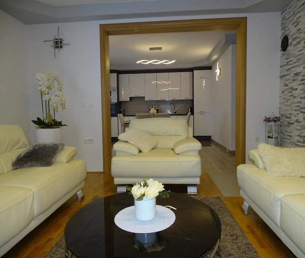 Holiday House Roncevic 50 M From Sea A1 Jasenice  Jasenice (Zadar)