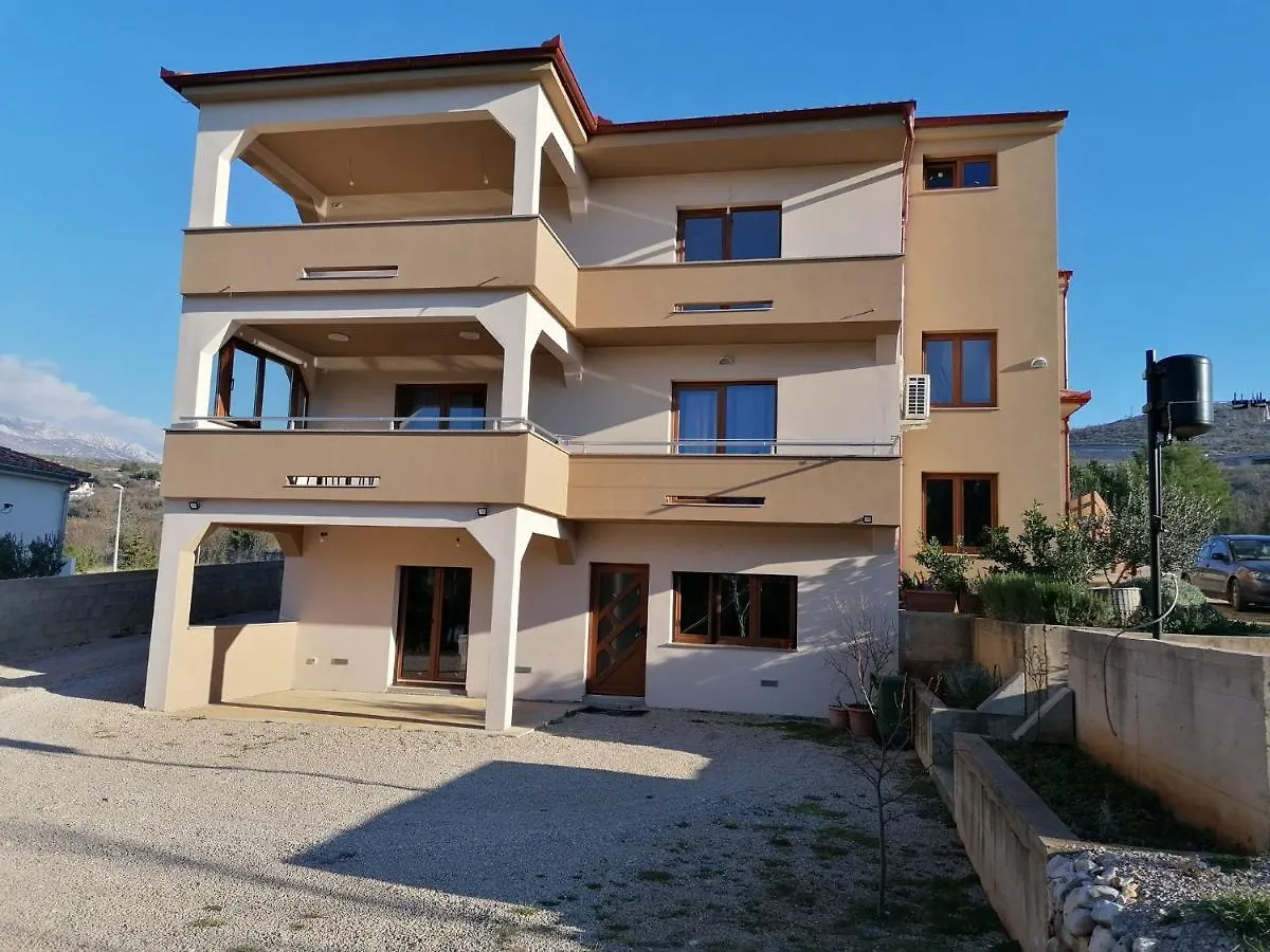 Apartment Holiday House Roncevic 50 M From Sea A1 Jasenice