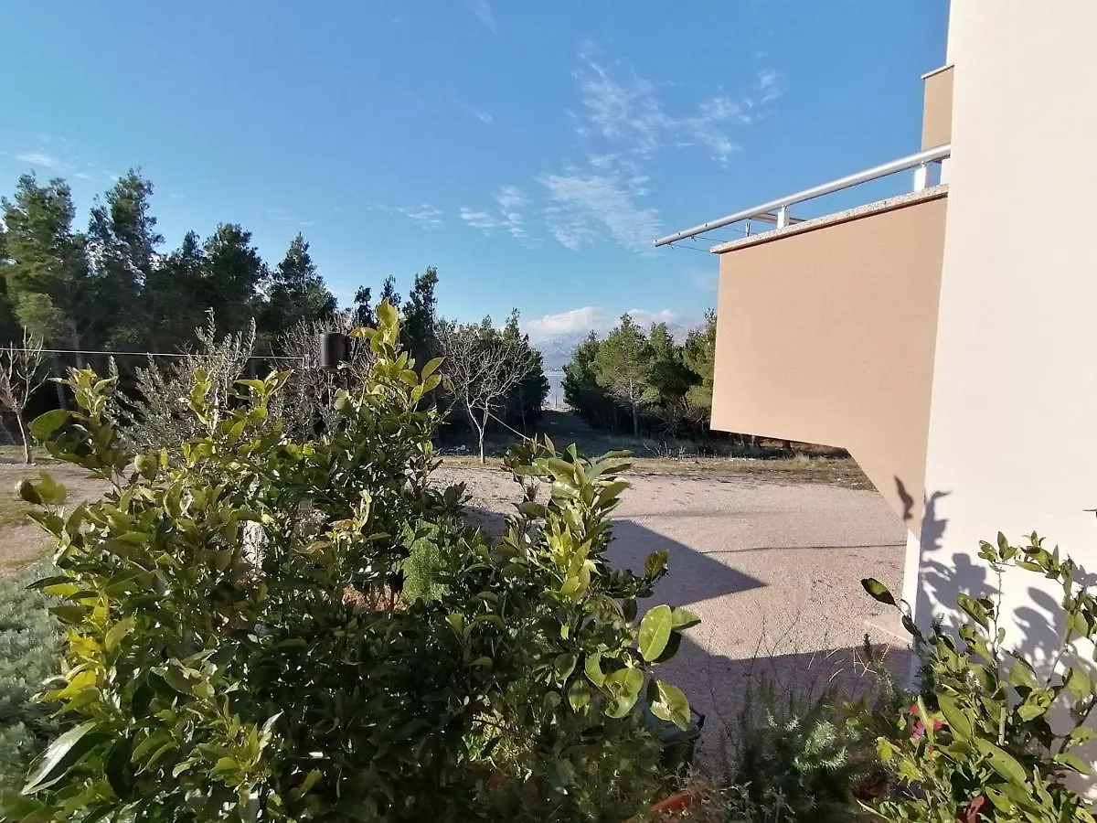 Holiday House Roncevic 50 M From Sea A1 Jasenice